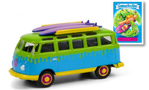 Modellautos Volkswagen T1 1/64 Greenlight Samba blau/grün GPK - Garbage Pail Kids 1964 mit Surfboards auf Dachgepäckträger Volkswagen T1 1/64 Greenlight Samba blau/grün GPK - Garbage Pail Kids 1964 mit Surfboards auf Dachgepäckträger modellautos