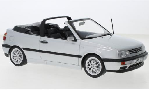 Modellautos Volkswagen Golf 1/18 Norev III Cabriolet silber 1995 Volkswagen Golf 1/18 Norev III Cabriolet silber 1995 modellautos