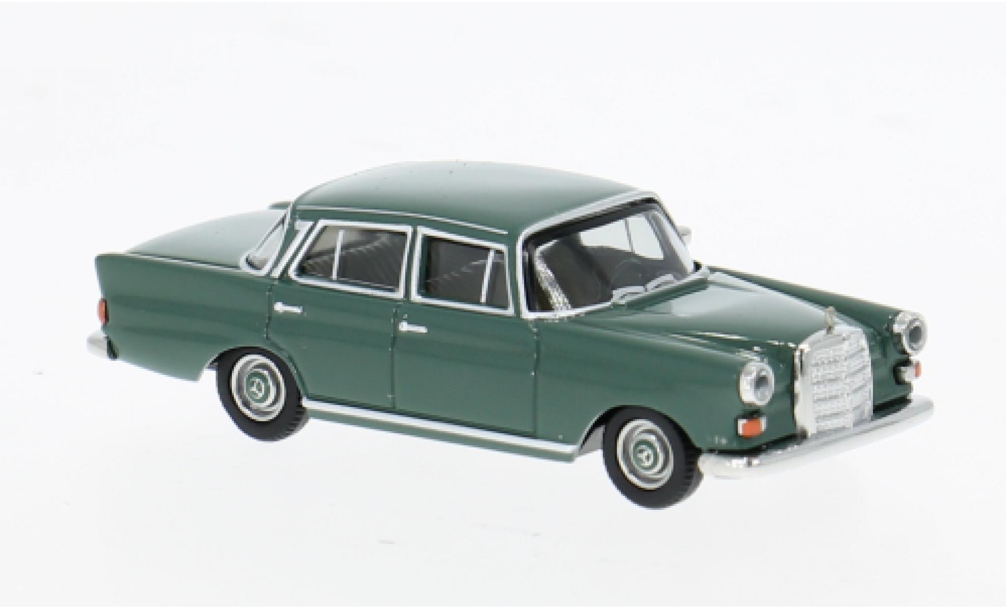 Mercedes 200 1/87 Herpa Heckflosse gr&uuml;n 1:87 modellautos