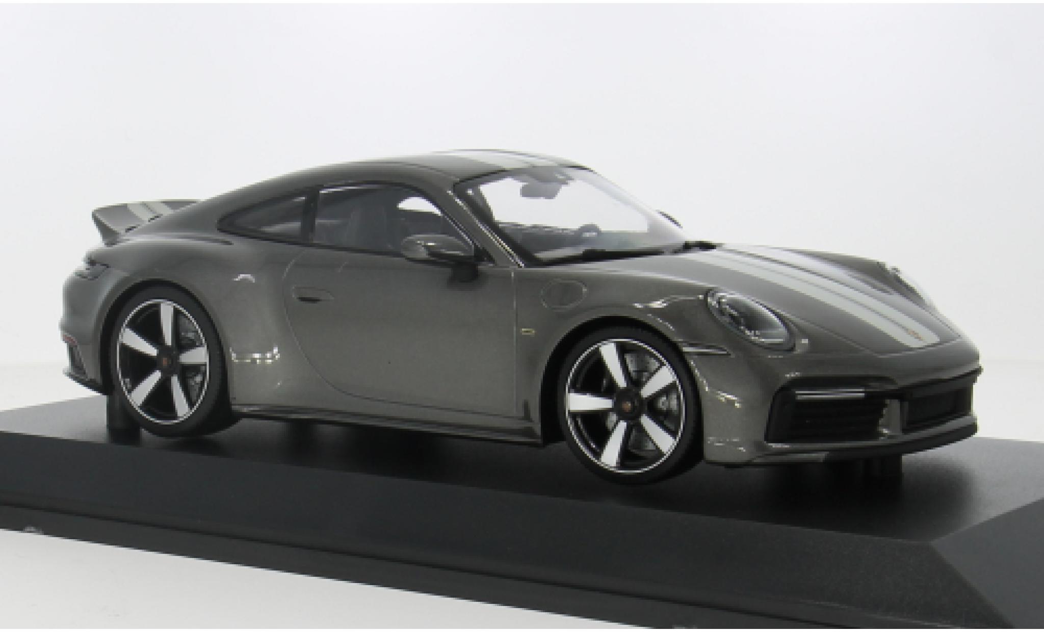 Porsche 992 1/18 Minichamps 911  Sport Classic grau 2022 1:18 modellautos