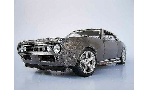 Chevrolet Camaro Z28 1/18 Maisto grau 1967 modellautos