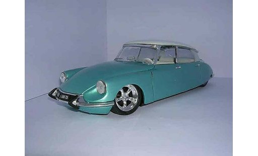 Citroen DS 19 1/18 Solido sema show modellautos
