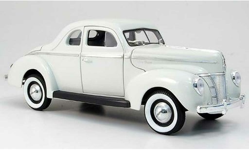 Ford Hot Rod 1940 1/18 Eagle de luxe coupe weiss modellautos