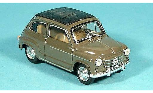 Fiat 600 D 1/43 Brumm geschlossen braun 1960 modellautos