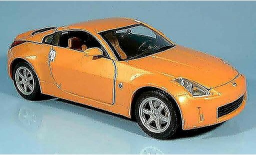 Nissan 350Z Base 1/18 Yat Ming coupe orange 2003 modellautos