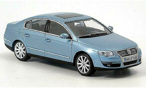 Volkswagen Passat B6 1/43 Minichamps blau 2005 modellautos
