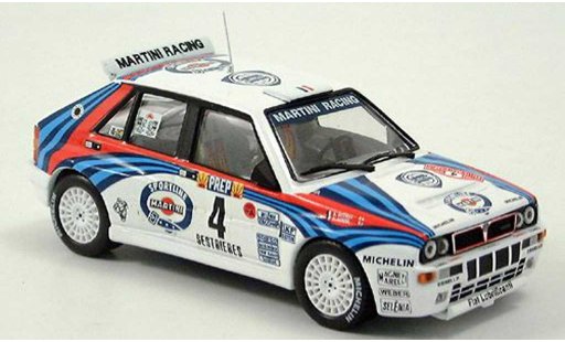 Lancia Delta HF Integrale 1/43 IXO Martini Racing No. 4 1992 modellautos