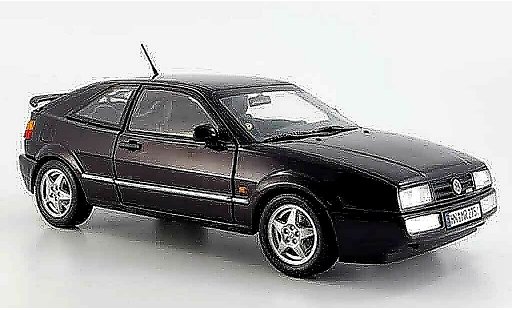 Volkswagen Corrado VR6 1/18 Revell lila 1993 modellautos