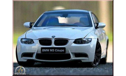 Bmw M3 Coupe 1/18 Kyosho E92 weiss jantes noir mat modellautos