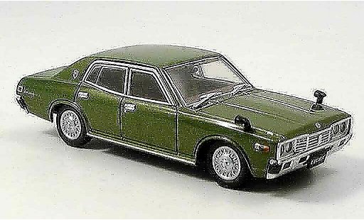 Nissan Cedric 330 Base 1/43 Aoshima gr&Atilde;&frac14;n 1977 modellautos