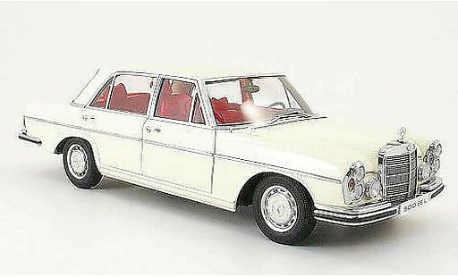 Mercedes 300 6.3 1/18 Autoart weiss 1970 modellautos