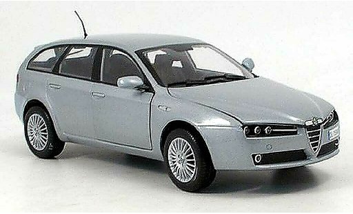Alfa Romeo 159 sportwagon 1/18 Mondo Motors grau 2007 modellautos