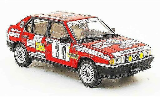 Alfa Romeo 33 rallye 1/43 Pego no.30 monte carlo 1986 modellautos