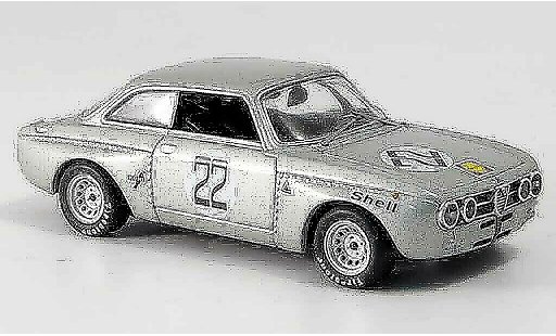 Alfa Romeo Giulia GT Am 1/43 M4 no.22 de adamich monza 1972 modellautos