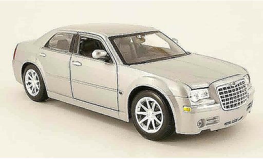 Chrysler 300C Sedan 1/18 Maisto grau metallized 2005 modellautos