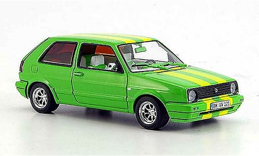 Volkswagen Golf Base 1/43 Minichamps Street Racer gr&Atilde;&frac14;n modellautos