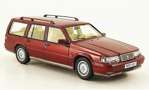 Volvo 960 Estate 1/43 Neo Kombi rot 1992 modellautos