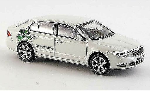 Skoda Superb 2009 1/43 Abrex II weiss Green Line modellautos