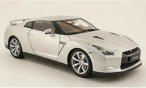 Nissan Skyline R35 1/18 Norev gtr grau 2008 modellautos