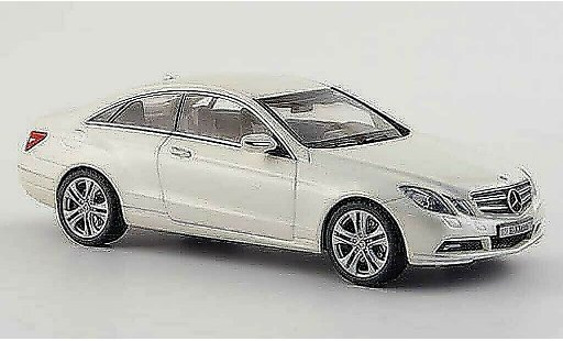 Mercedes Classe E Coupe 1/43 Schuco (C207) weiss 2009 modellautos