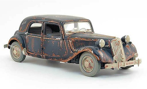 Citroen Traction 15 1/18 Maisto cv traction schwarz rouillee 1952 modellautos