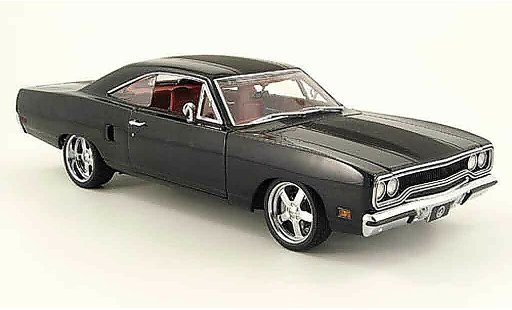 Plymouth Blackbird Base 1/18 GMP road runner schwarz modellautos