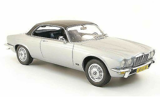 Jaguar XJ Base 1/18 Neo c 4.2 grau metallisee/schwarz 1974 modellautos