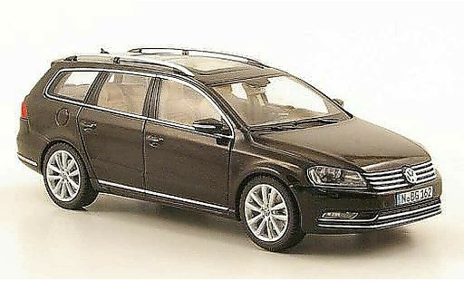 Volkswagen Passat B7 1/43 Schuco Variant schwarz 2010 modellautos