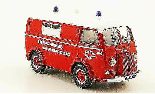 Peugeot D3A Base 1/43 Heritage ambulance pompiers commune d'ouroux ktw modellautos