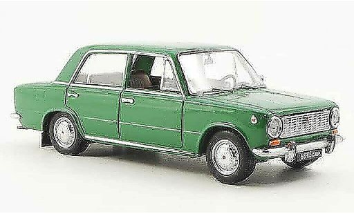 Lada Shiguli Base 1/43 IST Models 2101 gr&Atilde;&frac14;n (VAZ) 1971 modellautos