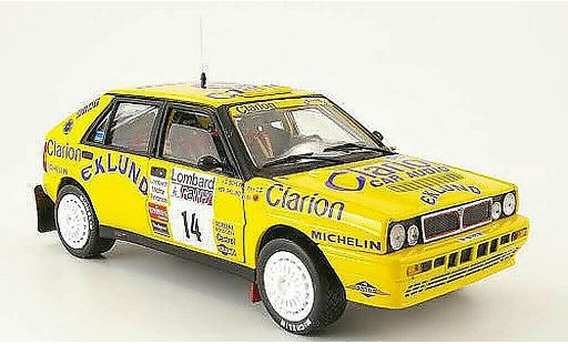 Lancia Delta HF Integrale 1/18 Sun Star 16v no.14 lombard rac rallye 1990 modellautos