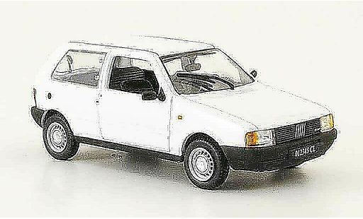 Fiat Uno Berlina 1/43 Norev weiss 1983 modellautos