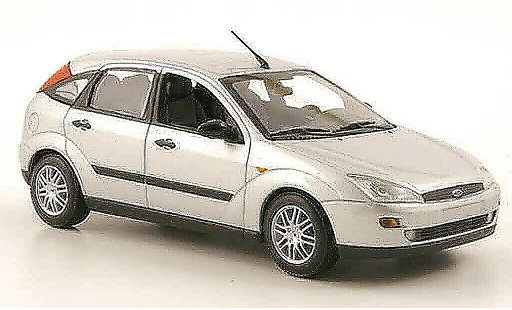 Ford Focus Berline 1/43 Minichamps grau 5-portes 2002 modellautos