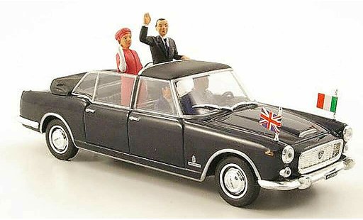 Lancia Flaminia Presidenziale 1/43 Starline Queen Elisabeth II 1961 modellautos