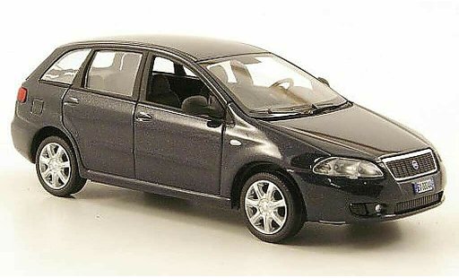 Fiat Croma Base 1/43 Hachette II blau 2005 modellautos