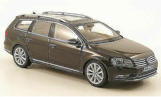 Volkswagen Passat B7 1/43 Schuco Variant grau 2010 modellautos