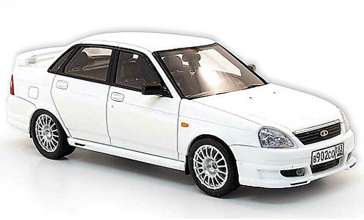 Lada Priora TMS 1/43 DIP Models weiss 2010 modellautos