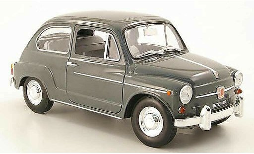 Fiat 600 D 1/18 Revell grau modellautos