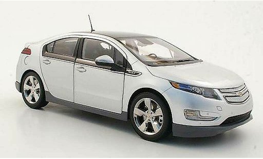 Chevrolet Volt hatchback 1/18 Kyosho grau metallisee modellautos