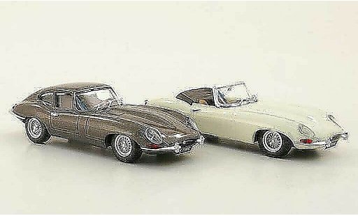Jaguar E-Type 1961 1/43 Best Jubilaums-Set: Roadster weiss und Coupe grau Autosalon Paris modellautos
