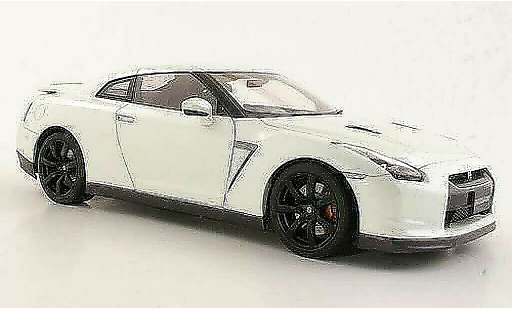 Nissan Skyline R35 1/18 Autoart GT-R weiss modellautos
