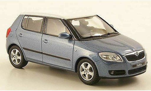 Skoda Fabia II 1/43 Abrex blaugrau avec weissem Dach 2006 modellautos