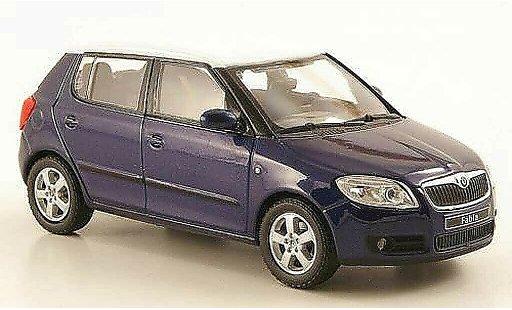 Skoda Fabia II 1/43 Abrex blau avec weissem Dach 2006 modellautos
