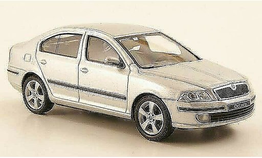 Skoda Octavia Limousine 1/43 Abrex grau modellautos