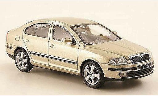 Skoda Octavia Limousine 1/43 Abrex beige modellautos