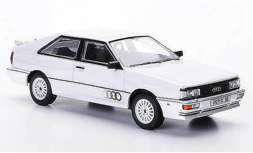Audi Quattro coupe 1/43 Vanguards MkII weiss LHD 1987 modellautos