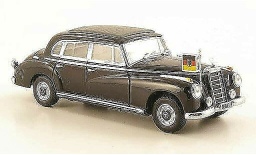 Mercedes 300 Base 1/43 Minichamps (W186 III) schwarz Konrad Adenauer modellautos
