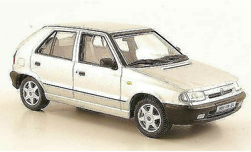 Skoda Felicia Base 1/43 Abrex grau 1994 modellautos