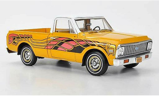 Chevrolet C-10 Pickup 1/18 Highway 61 Fleetside Pick Up gelb/weiss mit Dekoration 1969 modellautos