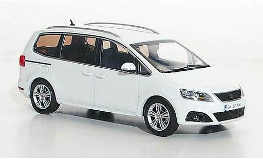 Seat Alhambra Base 1/43 Hachette weiss 2010 modellautos